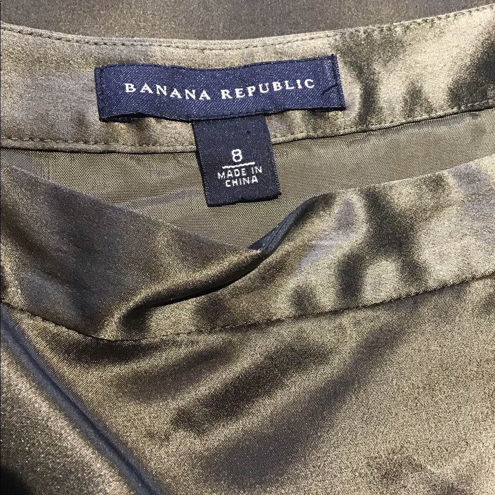Banana Republic Silk Pleated Skirt - Women’s 8 - Picture 5 of 6